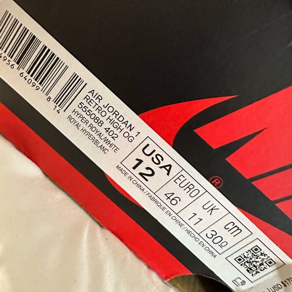 Authentic Air Jordan 1 Retro High OG GS - Picture 9 of 16